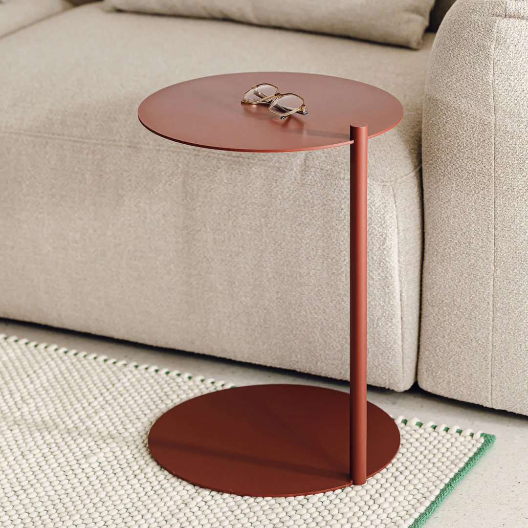 Beistelltisch - Kastanienrot - Runder Sofatisch aus Stahl - Eleganter Sidetable für Wohnzimmer - Zeitloses Design & Beste Qualität - 40x40x55 - noo.ma